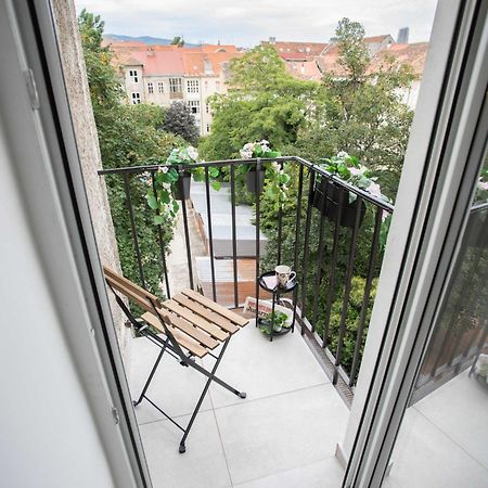 Bright And Modern Apartments In City Center Zagrzeb Zewnętrze zdjęcie